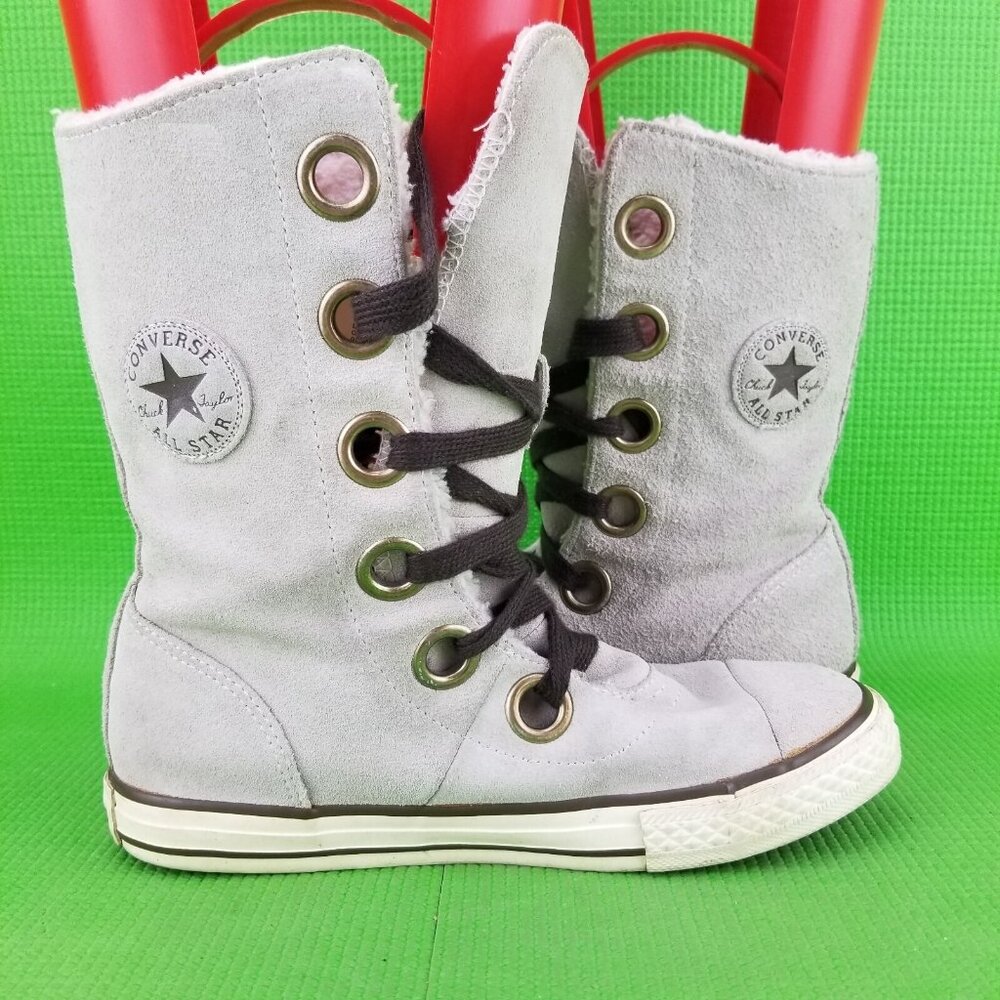 ✅Converse Chuck Taylor BEVERLY Lace Up Xhi Womens Sneakers Size 6 Faux Fur Lined - Picture 10 of 11